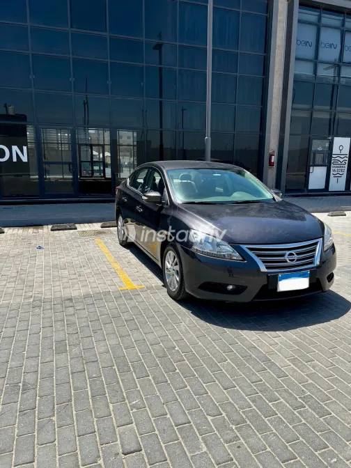 Nissan Sentra 2023 White Used for Sale - 3