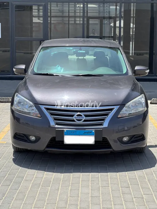 Nissan Sentra 2023 White Used for Sale - 4