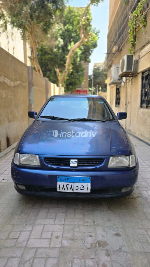 Seat Ibiza 1998 White Used for Sale - 4