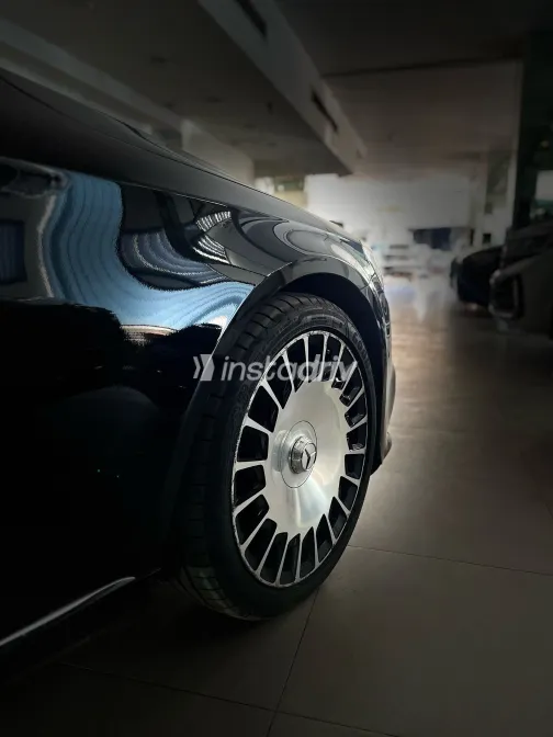 مرسيدس S500 مايباخ 2019 أبيض مستعملة للبيع - 3