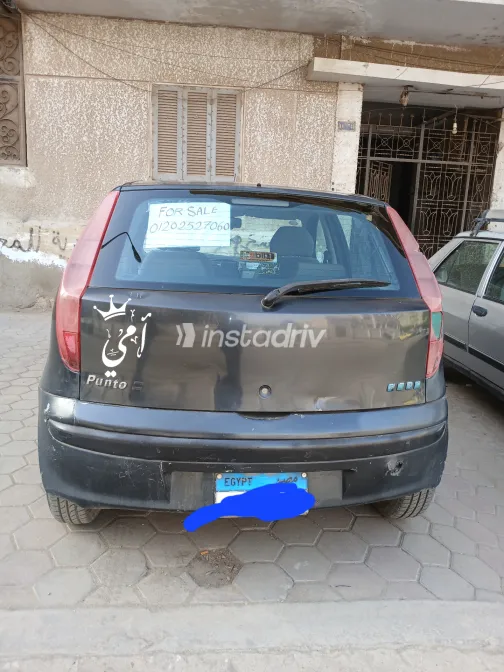 فيات بونتو 2003 أبيض مستعملة للبيع - 1