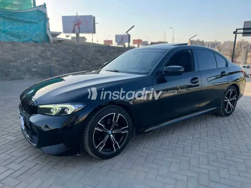 بي ام دبليو 320 2023 أسود مستعملة للبيع - 2
