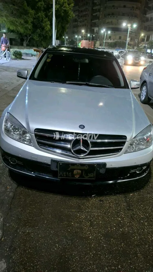 Mercedes C 180 2009 Silver Used for Sale - 3