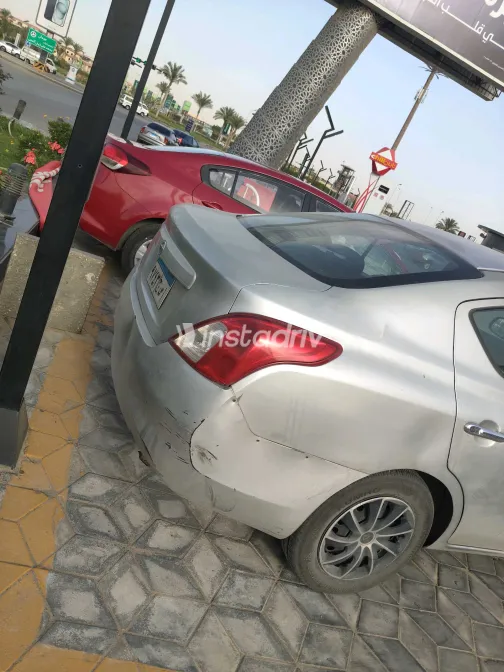 Nissan Sunny 2014 Silver Used for Sale - 3