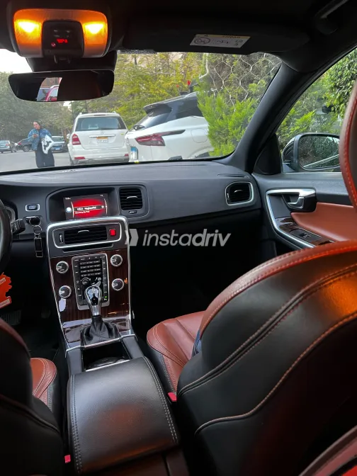Volvo S60 2018 Black Used for Sale - 7