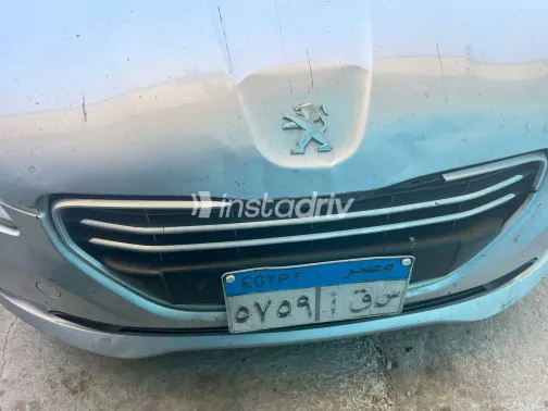 بيجو 301 2017 رمادي مستعملة للبيع - 2