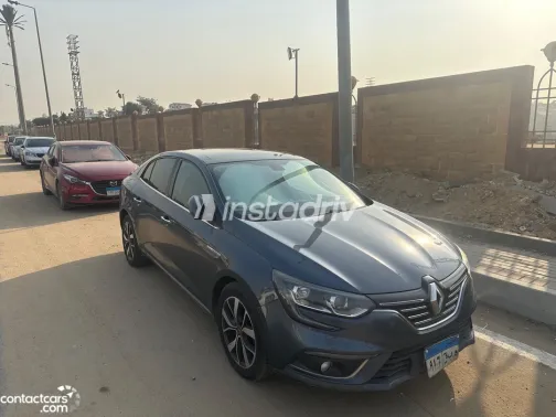 رينو ميجان 2018 رمادي مستعملة للبيع - 1
