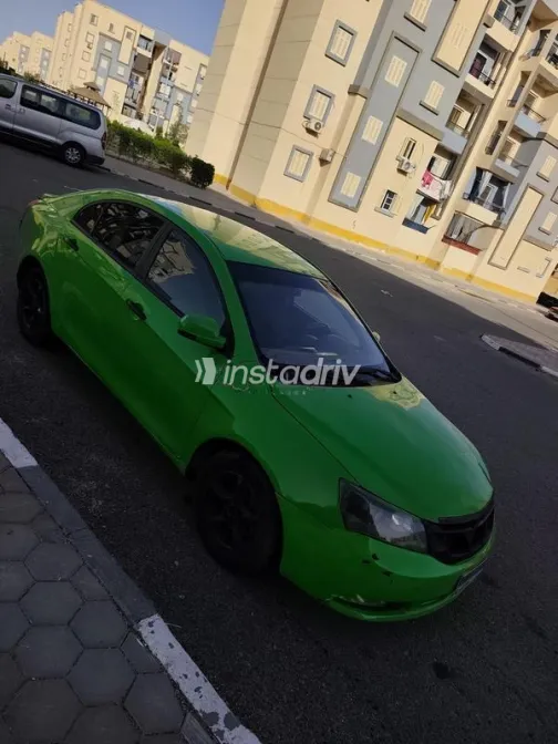 Geely Emgrand 7 2015 Green Used for Sale - 3