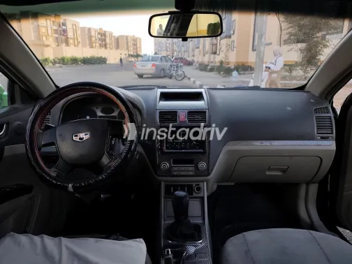 Geely Emgrand 7 2015 Green Used for Sale - 9