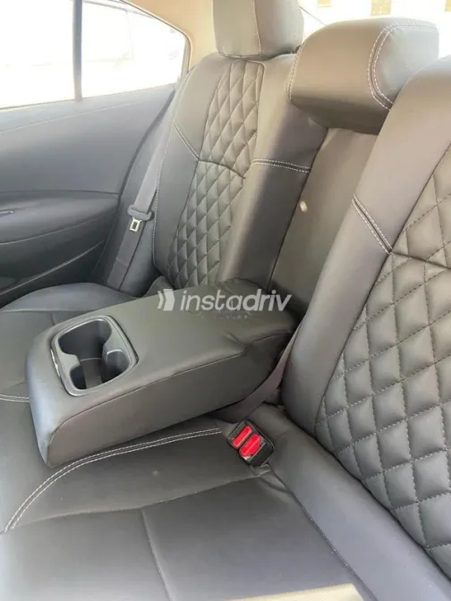 Toyota Corolla 2021 White Used for Sale - 10