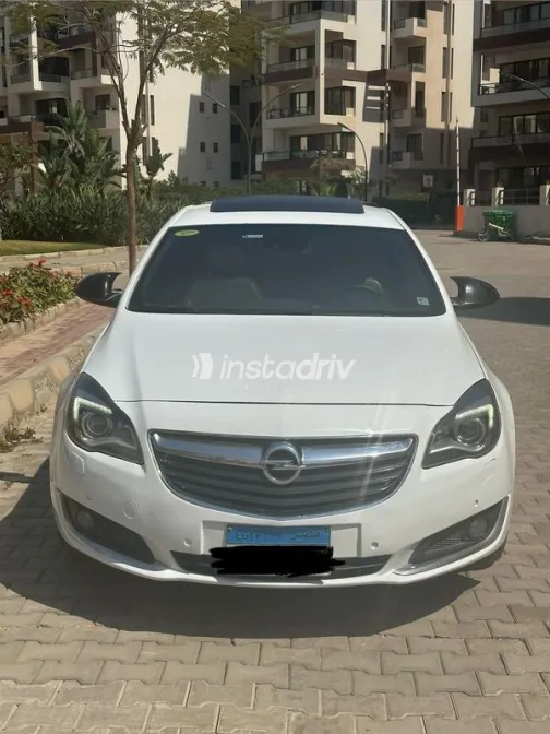 Opel Insignia 2016 White Used for Sale - 1