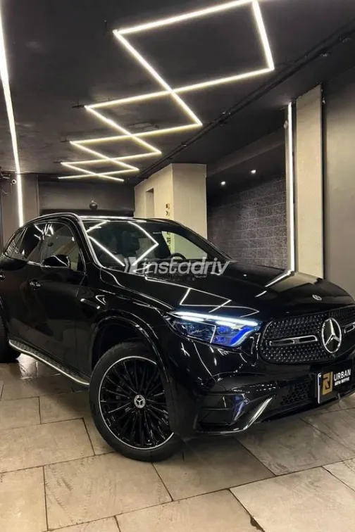 مرسيدس GLC 200 2025 أسود مستعملة للبيع - 2
