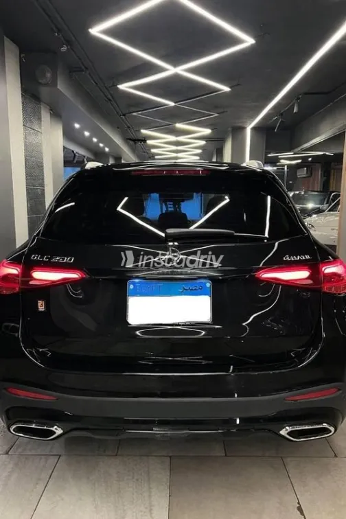 مرسيدس GLC 200 2025 أسود مستعملة للبيع - 7