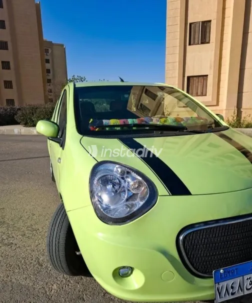جيلي باندينو 2010 أخضر مستعملة للبيع - 2
