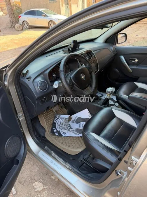 Renault Logan 2015 Mocha Used for Sale - 5
