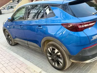 اوبل جراند لاند 2021 أزرق مستعملة للبيع