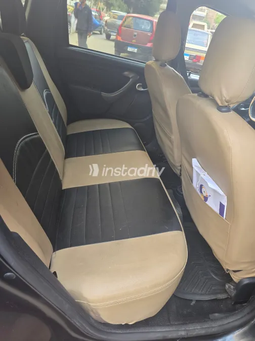 Renault Duster 2018 Gray Used for Sale - 4