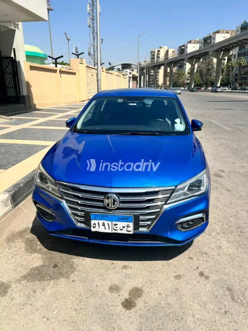 ام جى 5 2021 أزرق مستعملة للبيع - 1
