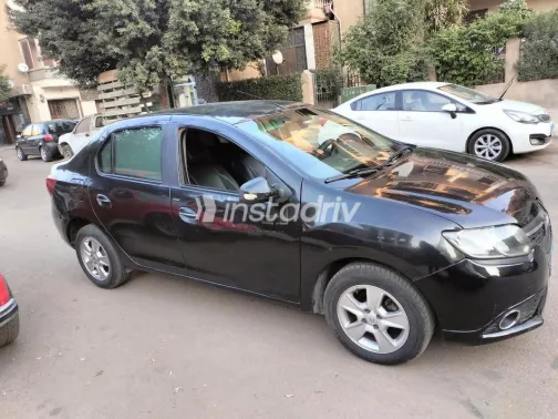 Renault Logan 2015 Black Used for Sale - 2