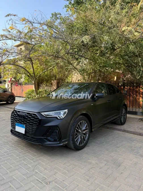 اودي Q3 2025 أسود مستعملة للبيع - 1