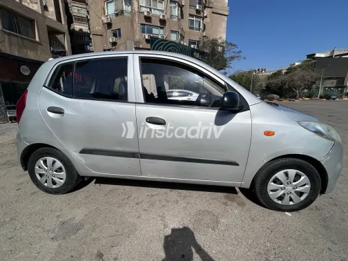هيونداي I10 2013 فضي مستعملة للبيع - 3