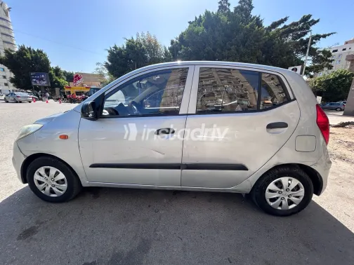 هيونداي I10 2013 فضي مستعملة للبيع - 9
