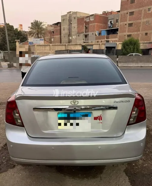 Daewoo Lacetti 2003 Silver Used for Sale - 3