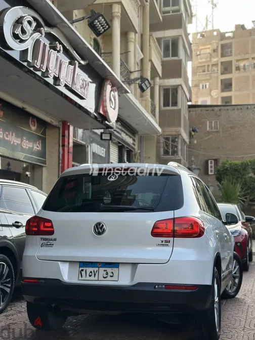Volkswagen Tiguan 2017 White Used for Sale - 4