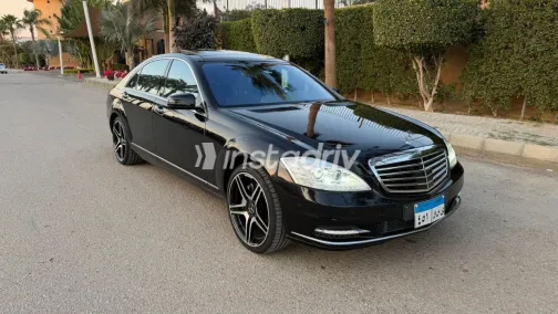مرسيدس S 500 2010 أسود مستعملة للبيع - 1