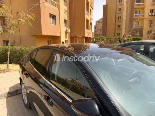 فورد فوكس 2021 أسود مستعملة للبيع - 2