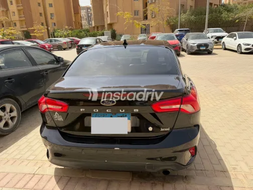 فورد فوكس 2021 أسود مستعملة للبيع - 5