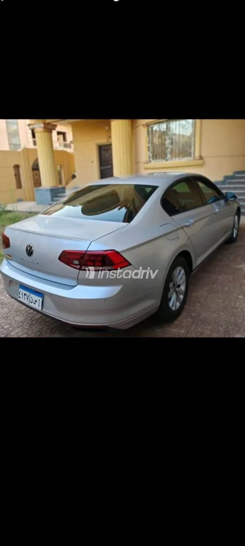 Volkswagen Passat 2021 Silver Used for Sale - 2