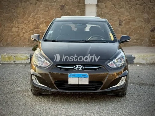 Hyundai Accent 2017 Brown Used for Sale - 1