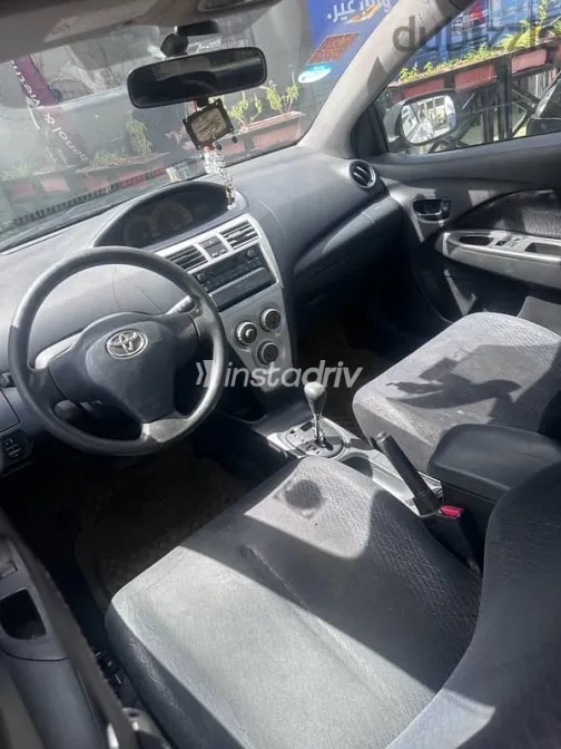 Toyota Yaris 2008 White Used for Sale - 5