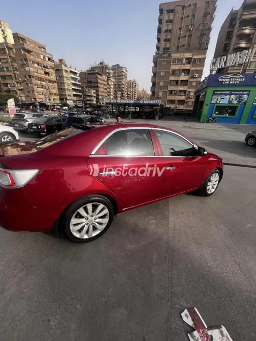 Kia Cerato 2010 Red Used for Sale - 9