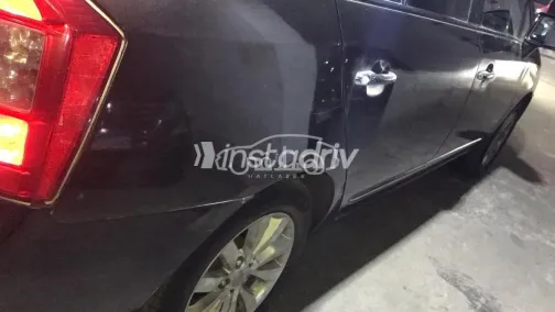 Kia Carens 2012 Black Used for Sale - 5