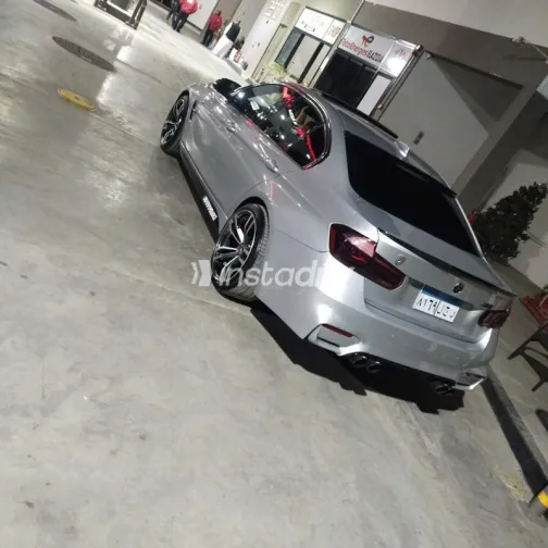 بي ام دبليو 320 2015 فضي مستعملة للبيع - 6
