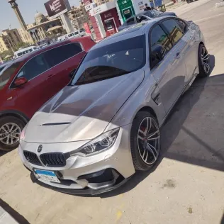 بي ام دبليو 320 2015 فضي مستعملة للبيع