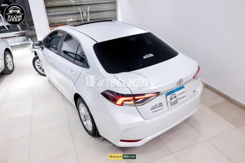 Toyota Corolla 2023 White Used for Sale - 2