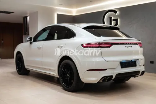 Porsche Cayenne 2020 White Used for Sale - 4