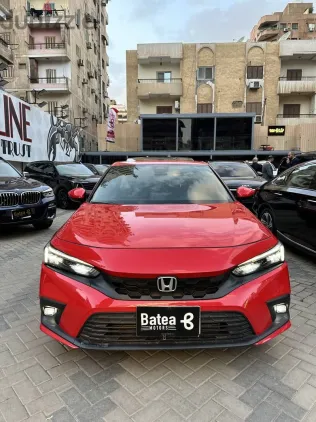 هوندا سيفك 2022 أحمر مستعملة للبيع