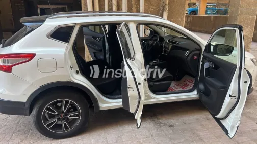 Nissan Qashqai 2016 White Used for Sale - 2
