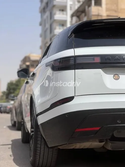 Land Rover Velar 2024 White Used for Sale - 6