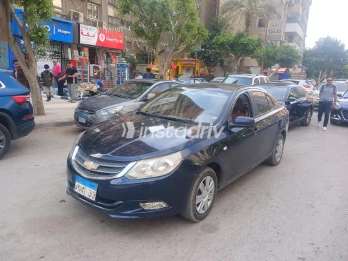 Chevrolet Optra 2018 White Used for Sale - 1