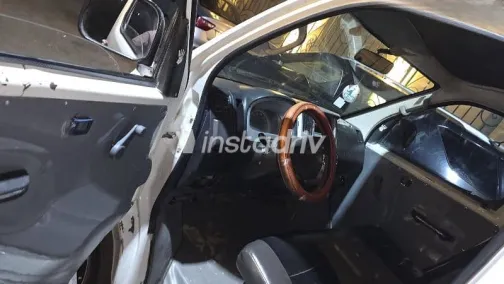 Daihatsu Gran max 2010 White Used for Sale - 4