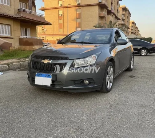 Chevrolet Cruze 2010 Gray Used for Sale - 4