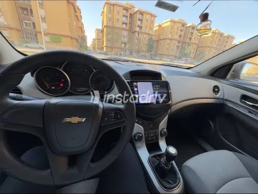 Chevrolet Cruze 2010 Gray Used for Sale - 6