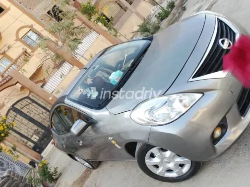 نيسان صنى 2014 أبيض مستعملة للبيع - 3