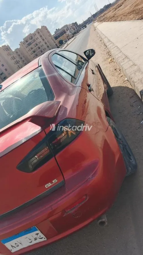 Mitsubishi Lancer EX Shark 2016 Red Used for Sale - 4