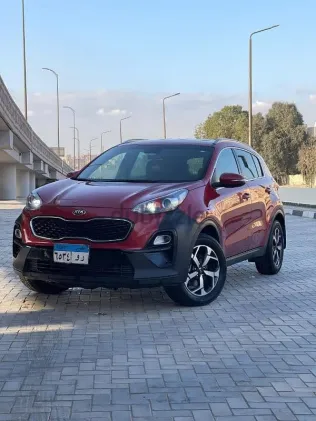 كيا سبورتاج 2020 أحمر مستعملة للبيع